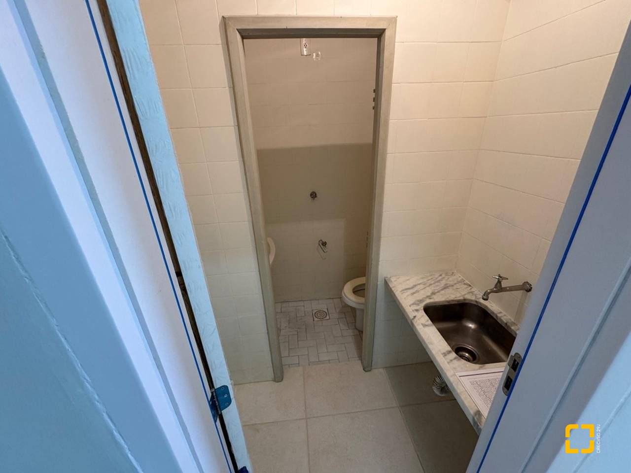 Sala com 34m², no bairro Centro em Florianópolis