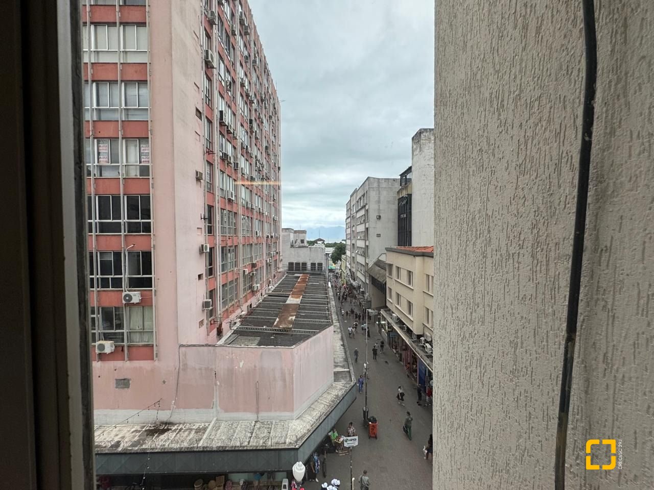 Sala com 43m², no bairro Centro em Florianópolis