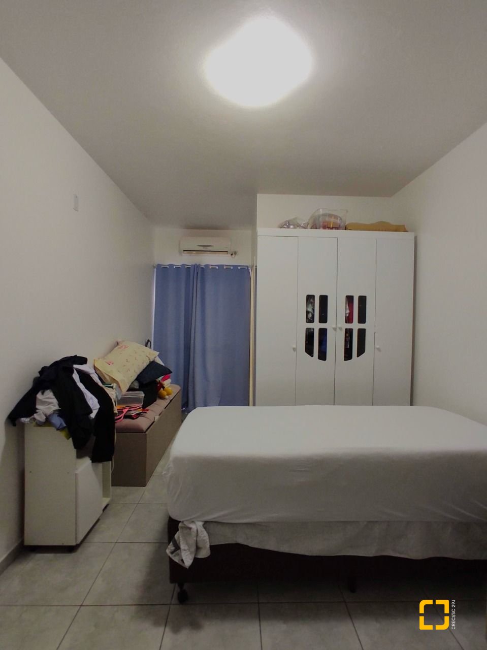 Casa com 404m², 5 quartos (sendo 3 suítes), 5 garagens, no bairro Praia Comprida em São José