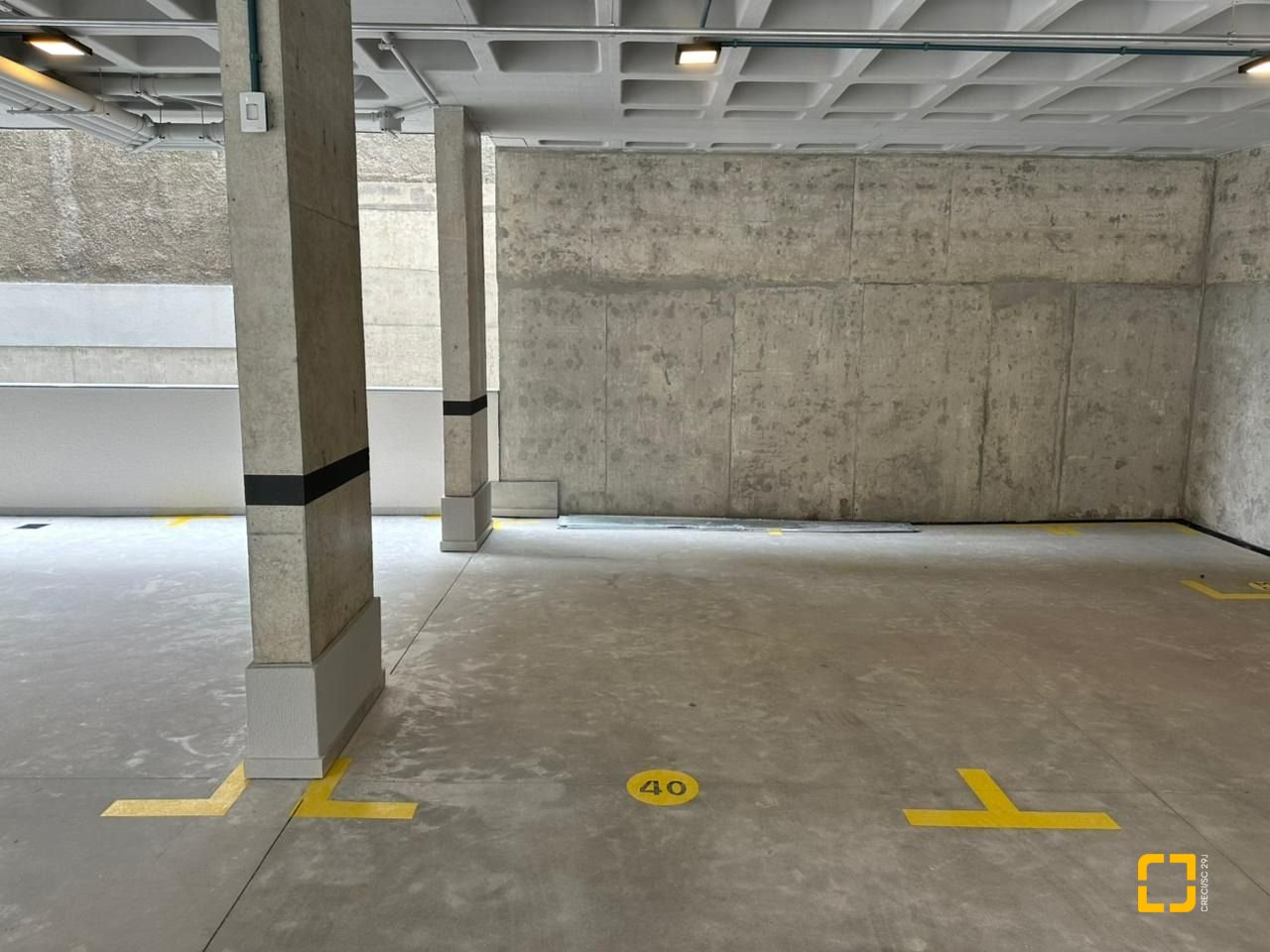 Loft com 37m², 2 quartos (sendo 1 suíte), 1 garagem, no bairro Pantanal em Florianópolis