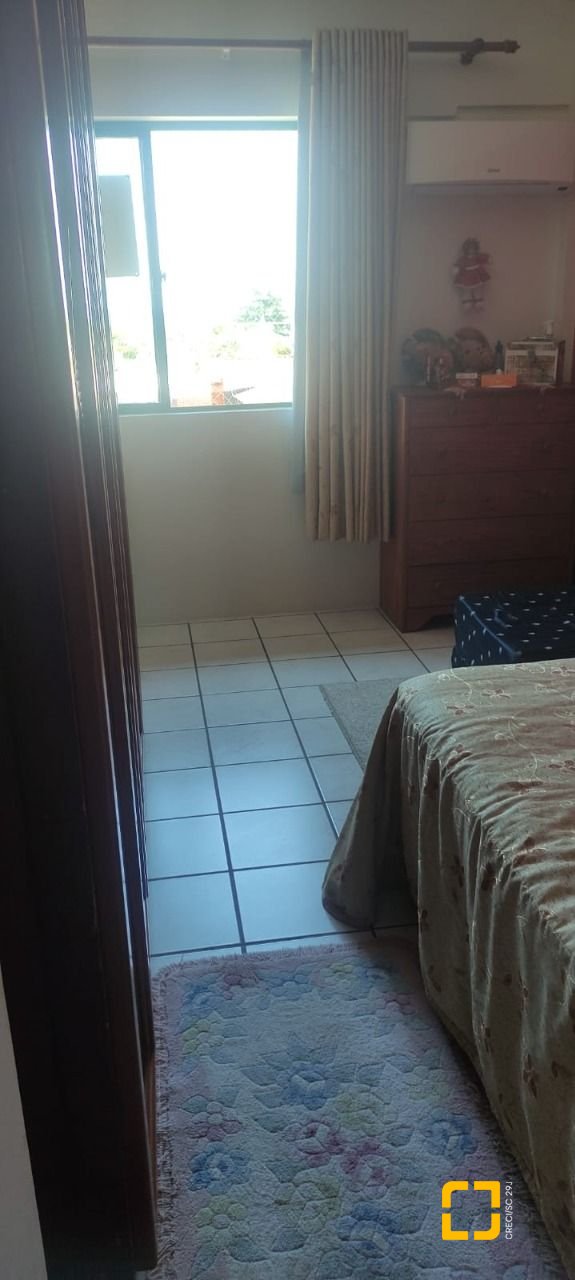Apartamento com 42m², 1 quarto, 1 garagem, no bairro Canasvieiras em Florianópolis