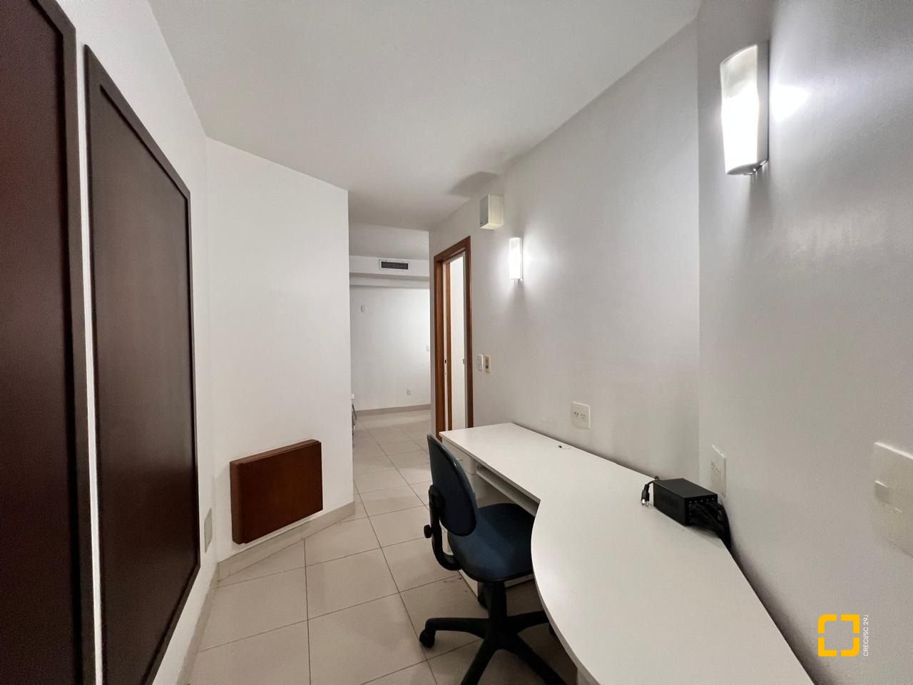 Sala com 163m², 2 garagens, no bairro Centro em Florianópolis
