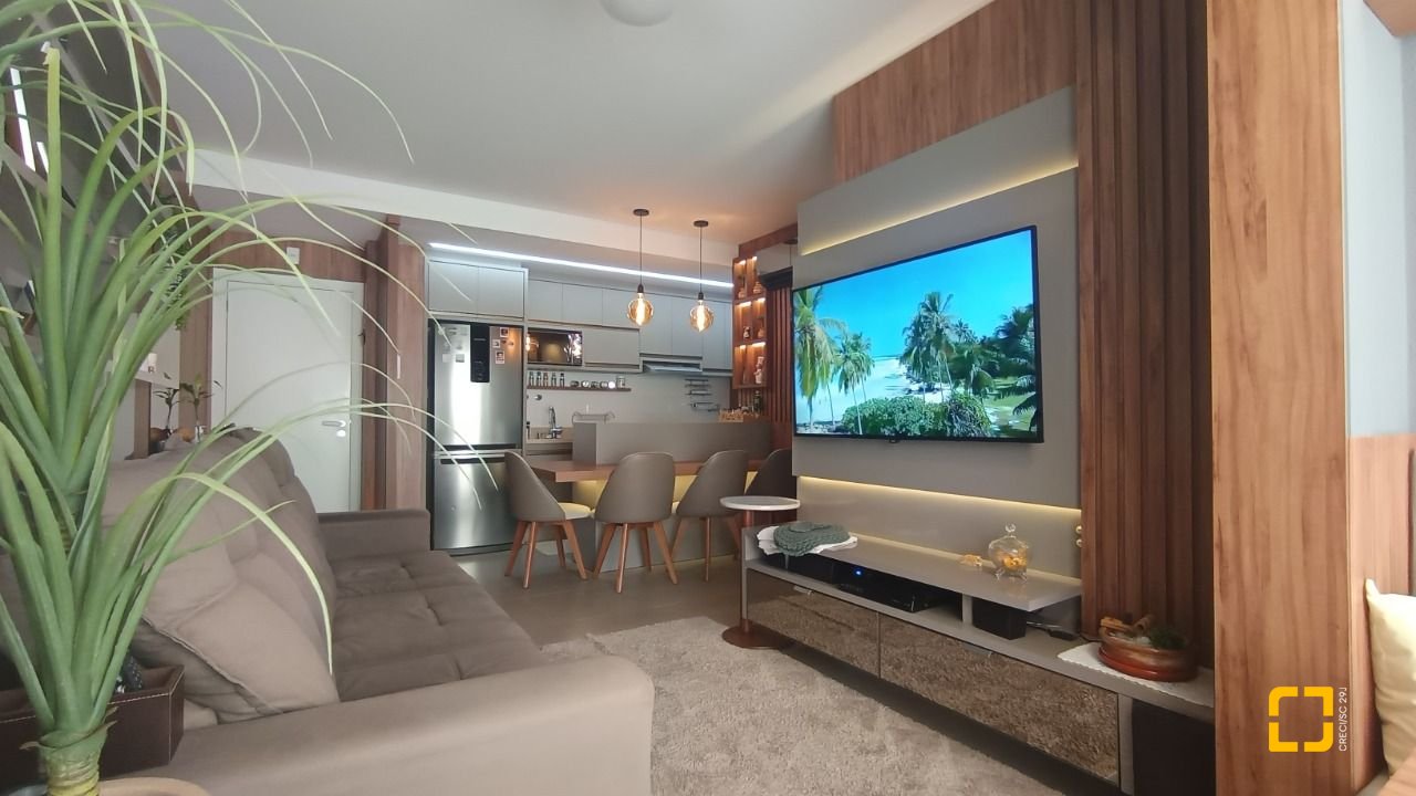 Apartamento com 109m², 4 quartos (sendo 1 suíte), 1 garagem, no bairro Canasvieiras em Florianópolis