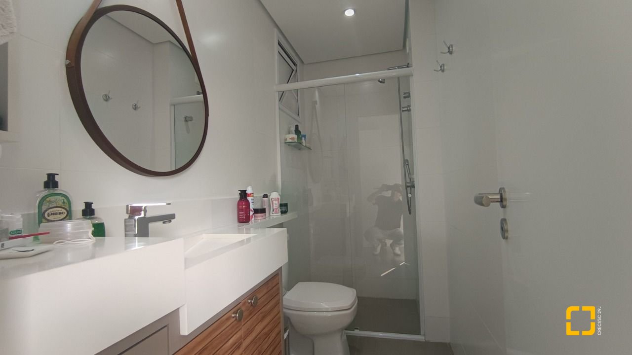 Apartamento com 109m², 4 quartos (sendo 1 suíte), 1 garagem, no bairro Canasvieiras em Florianópolis