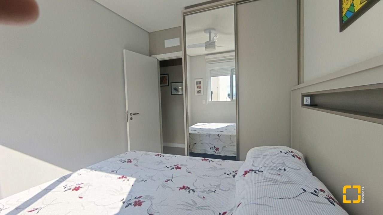 Apartamento com 109m², 4 quartos (sendo 1 suíte), 1 garagem, no bairro Canasvieiras em Florianópolis