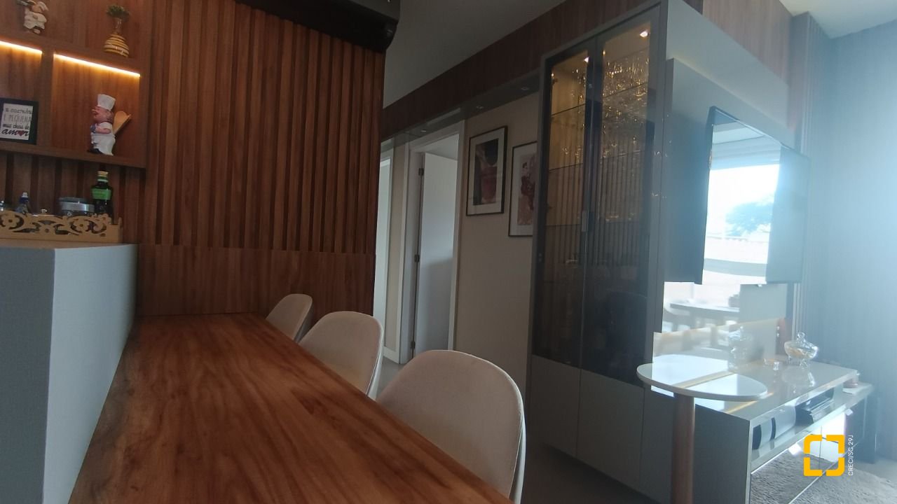 Apartamento com 109m², 4 quartos (sendo 1 suíte), 1 garagem, no bairro Canasvieiras em Florianópolis