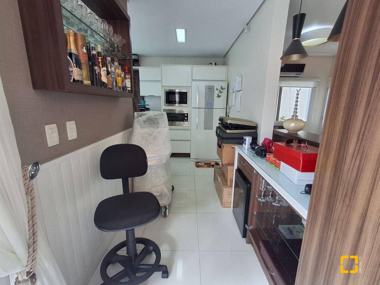 Casa com 235m², 3 quartos (sendo 1 suíte), 2 garagens, no bairro Pedra Branca em Palhoça