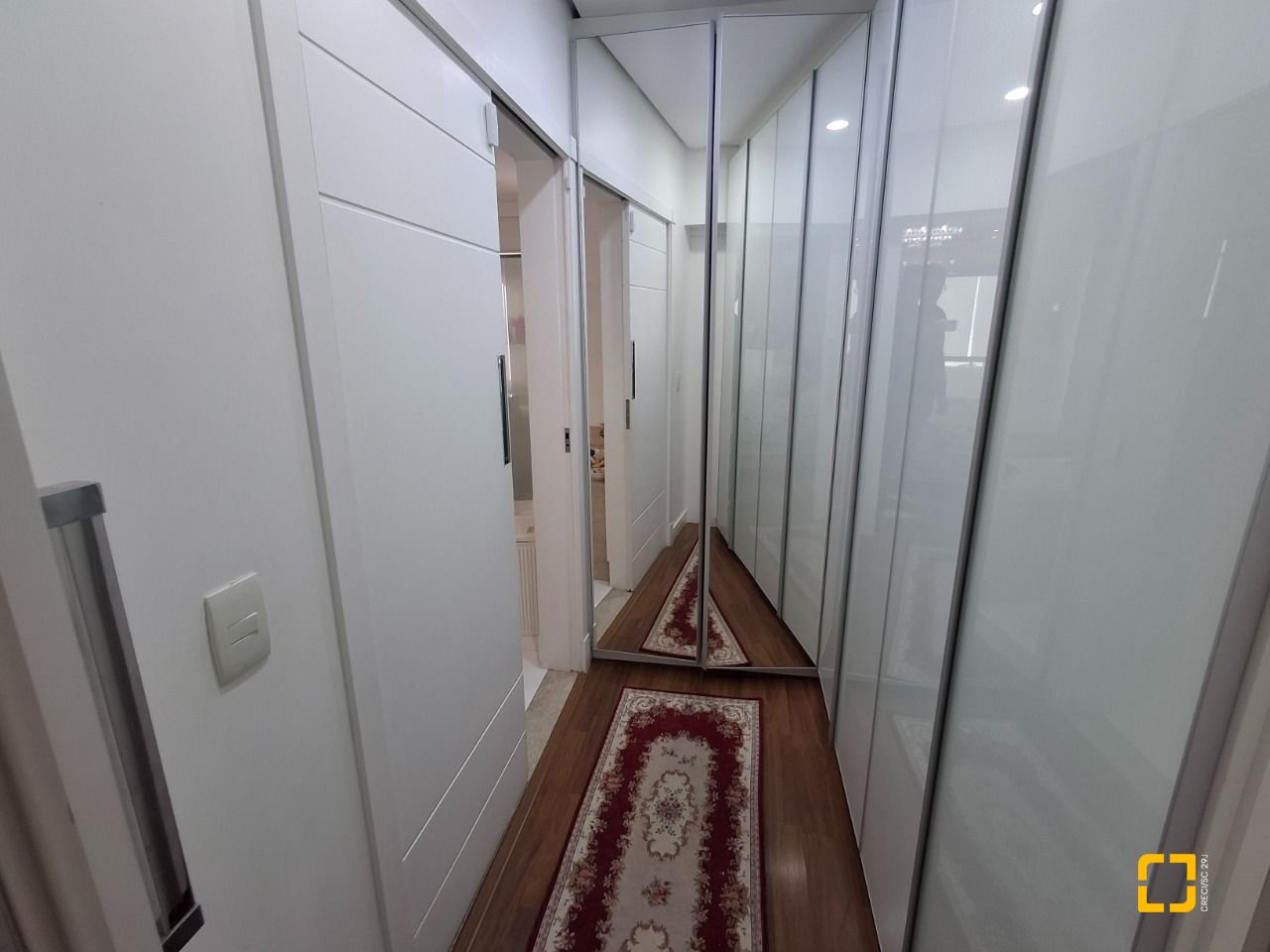 Casa com 235m², 3 quartos (sendo 1 suíte), 2 garagens, no bairro Pedra Branca em Palhoça