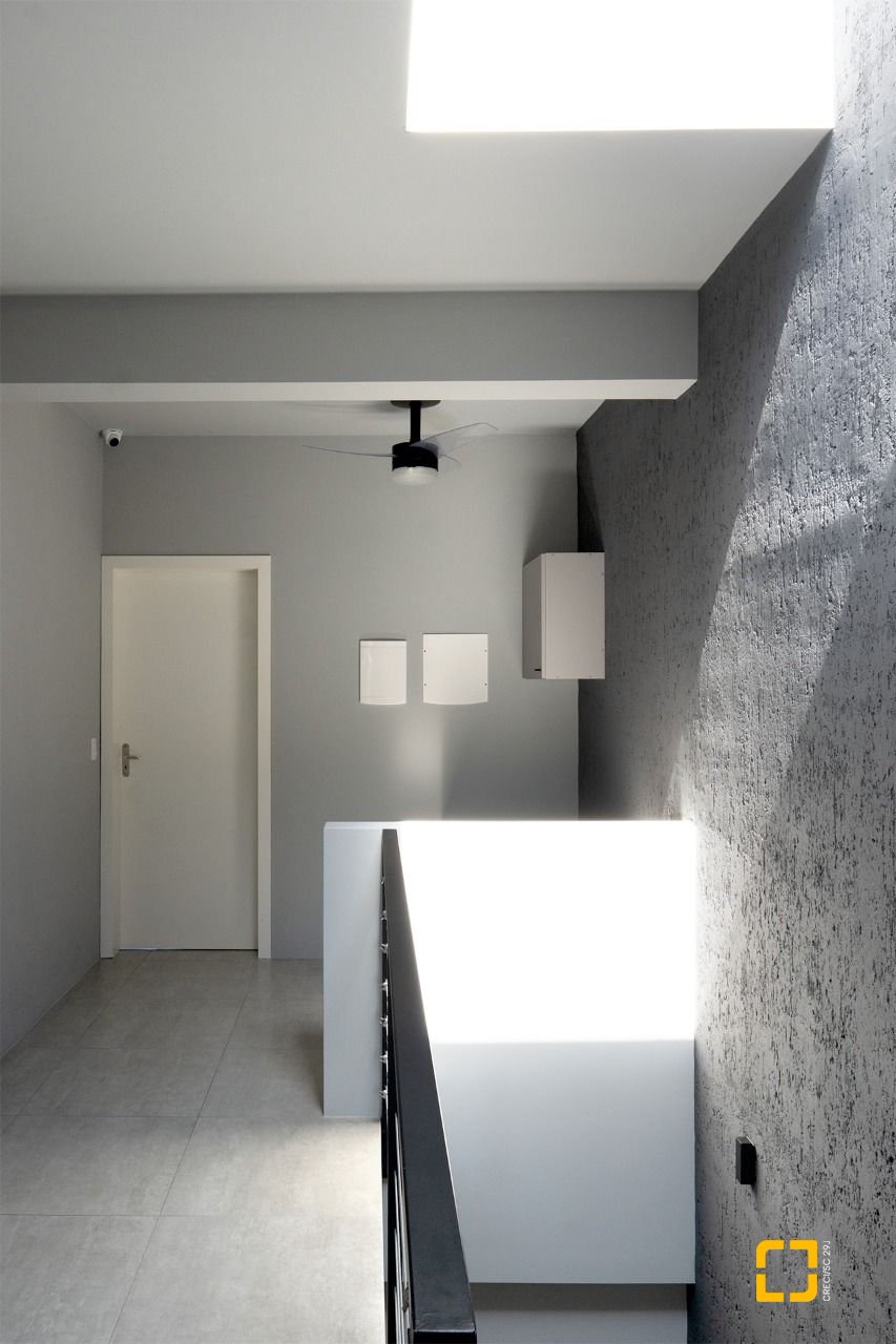 Casa com 151m², 4 quartos (sendo 1 suíte), 4 garagens, no bairro Ingleses em Florianópolis