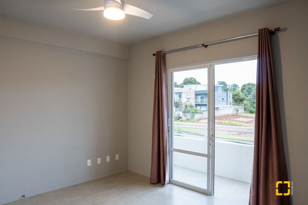 Casa com 151m², 4 quartos (sendo 1 suíte), 4 garagens, no bairro Ingleses em Florianópolis