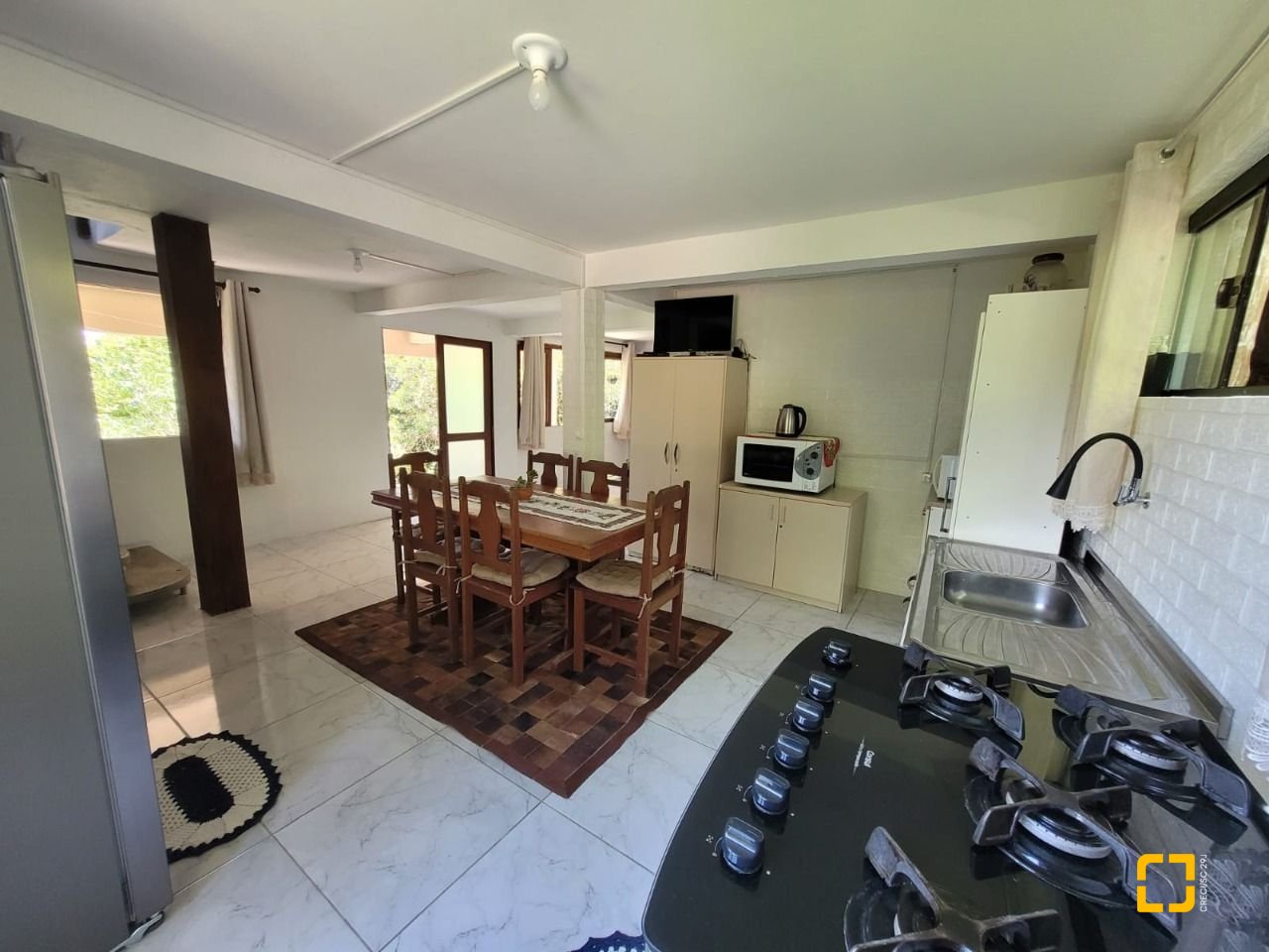 Casa com 210m², 3 quartos, 2 garagens, no bairro Ribeirão da Ilha em Florianópolis