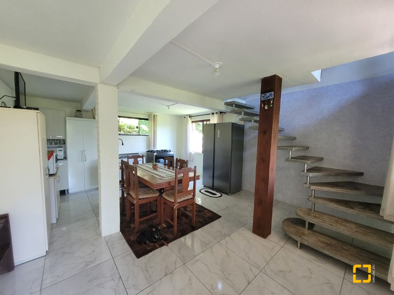 Casa com 210m², 3 quartos, 2 garagens, no bairro Ribeirão da Ilha em Florianópolis