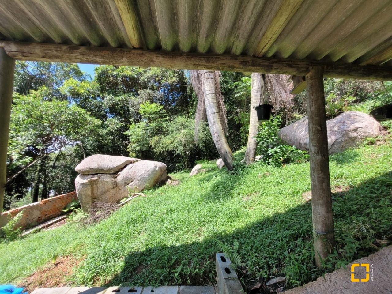 Casa com 210m², 3 quartos, 2 garagens, no bairro Ribeirão da Ilha em Florianópolis
