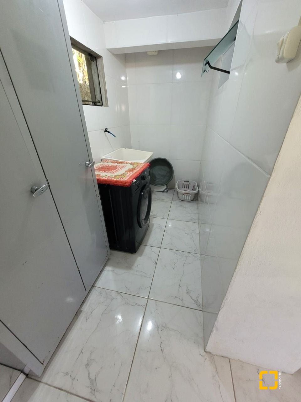 Casa com 210m², 3 quartos, 2 garagens, no bairro Ribeirão da Ilha em Florianópolis