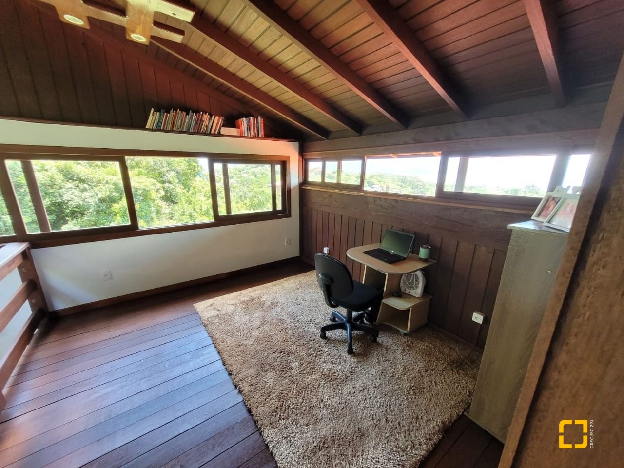 Casa com 210m², 3 quartos, 2 garagens, no bairro Ribeirão da Ilha em Florianópolis