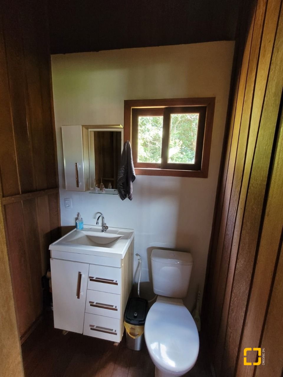 Casa com 210m², 3 quartos, 2 garagens, no bairro Ribeirão da Ilha em Florianópolis