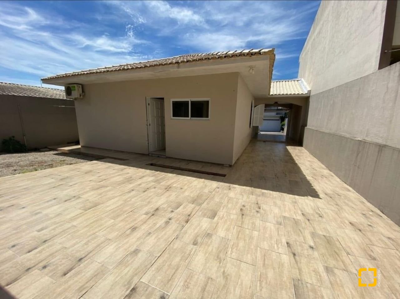 Casa com 189m², 3 quartos (sendo 1 suíte), 4 garagens, no bairro Nossa Senhora do Rosário em São José
