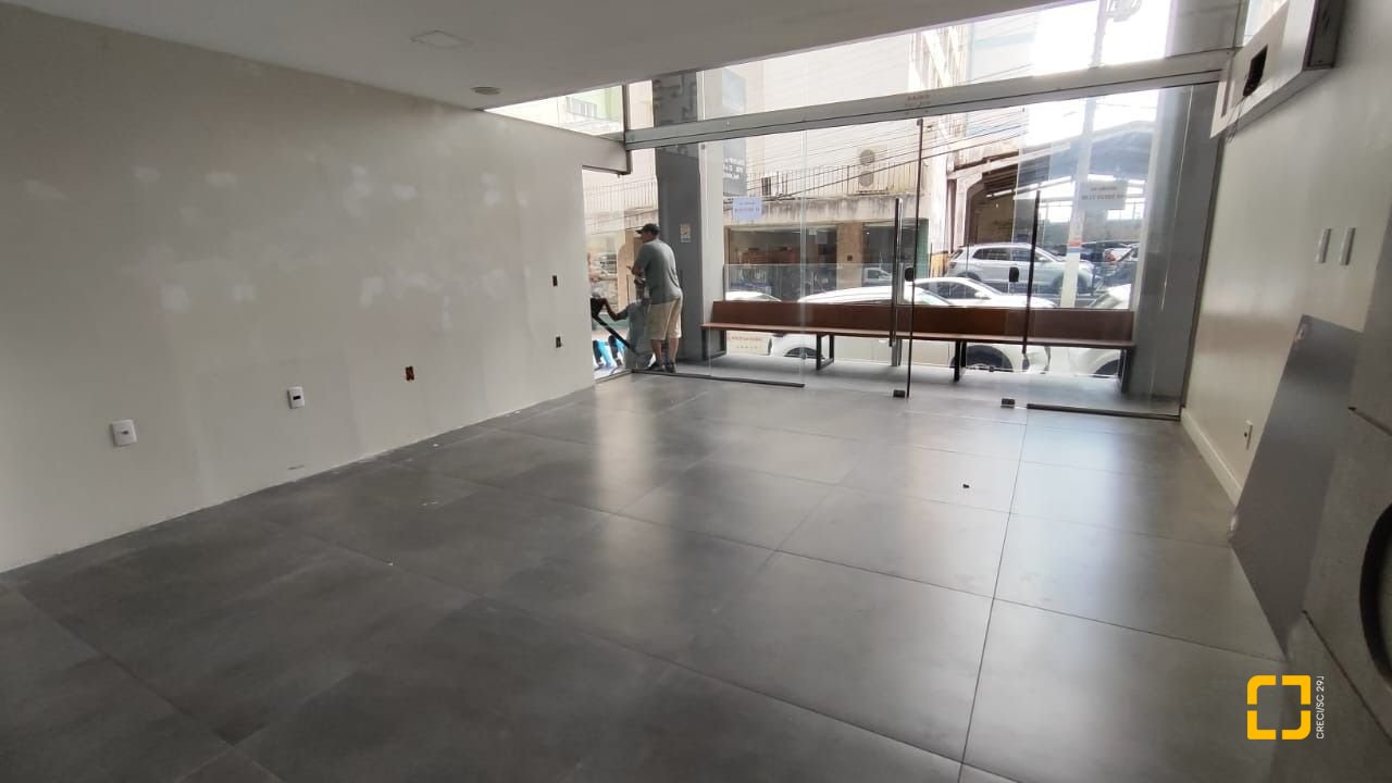 Loja com 68m², no bairro Centro em Florianópolis