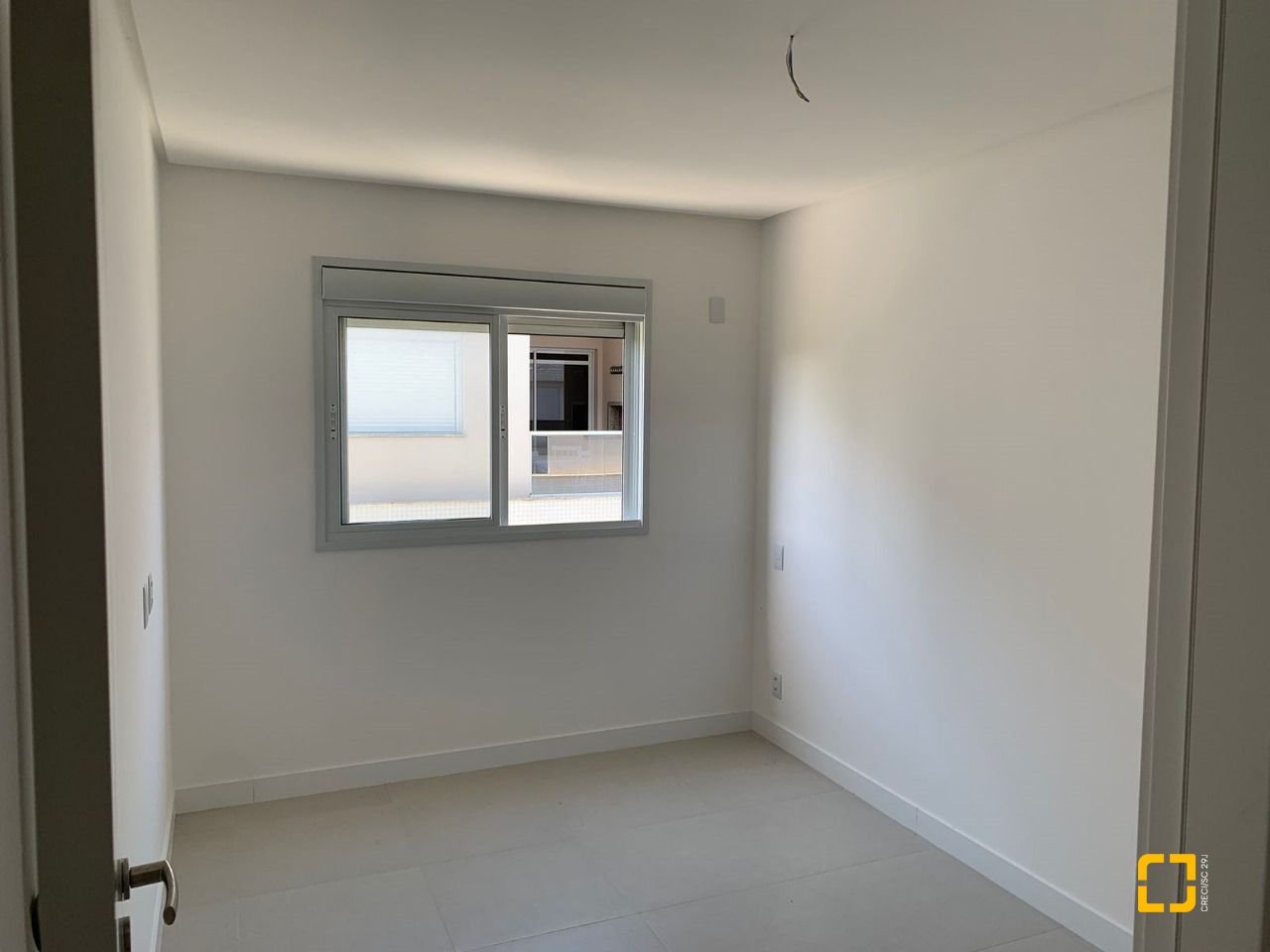 Apartamento com 83m², 3 quartos (sendo 1 suíte), 2 garagens, no bairro Ingleses em Florianópolis
