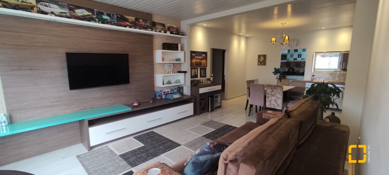 Casa, no bairro São João do Rio Vermelho em Florianópolis