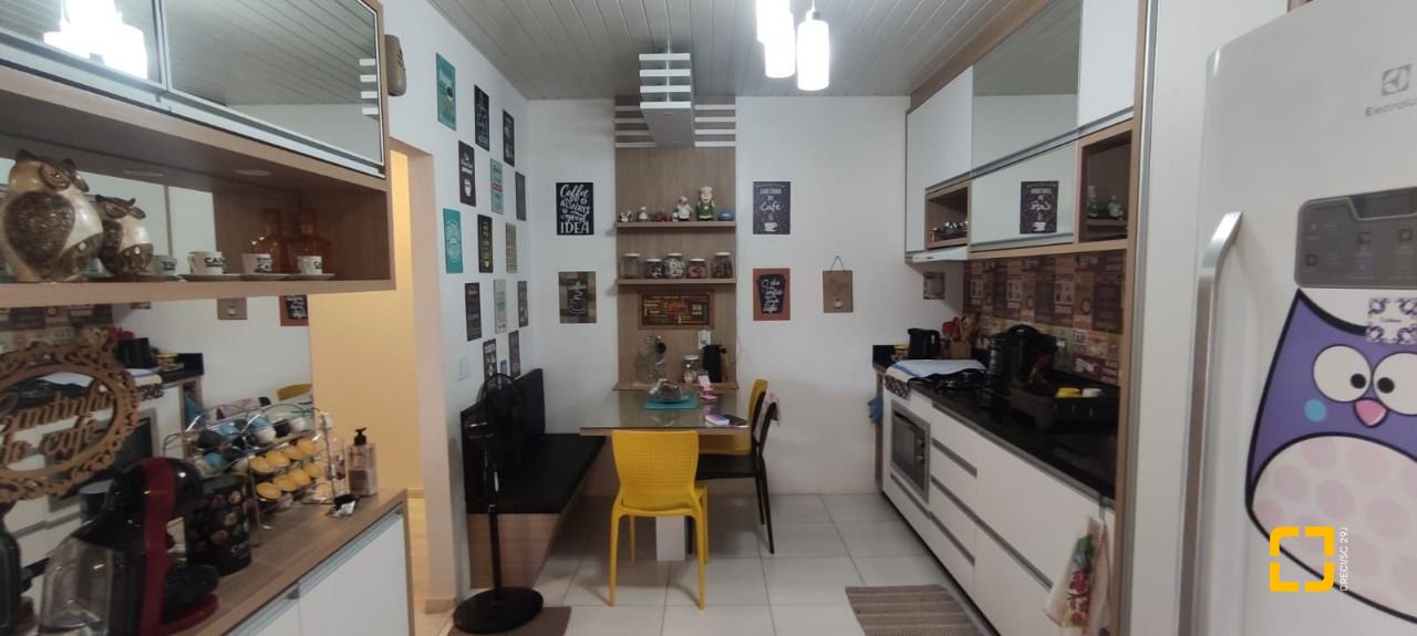 Casa, no bairro São João do Rio Vermelho em Florianópolis