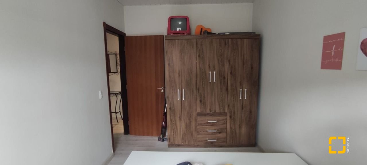 Casa, no bairro São João do Rio Vermelho em Florianópolis