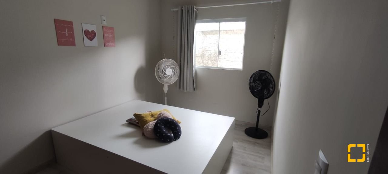 Casa, no bairro São João do Rio Vermelho em Florianópolis