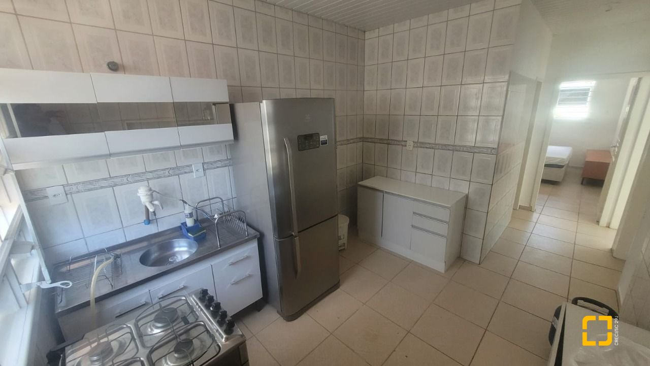 Casa com 82m², 2 quartos, 1 garagem, no bairro Agronômica em Florianópolis