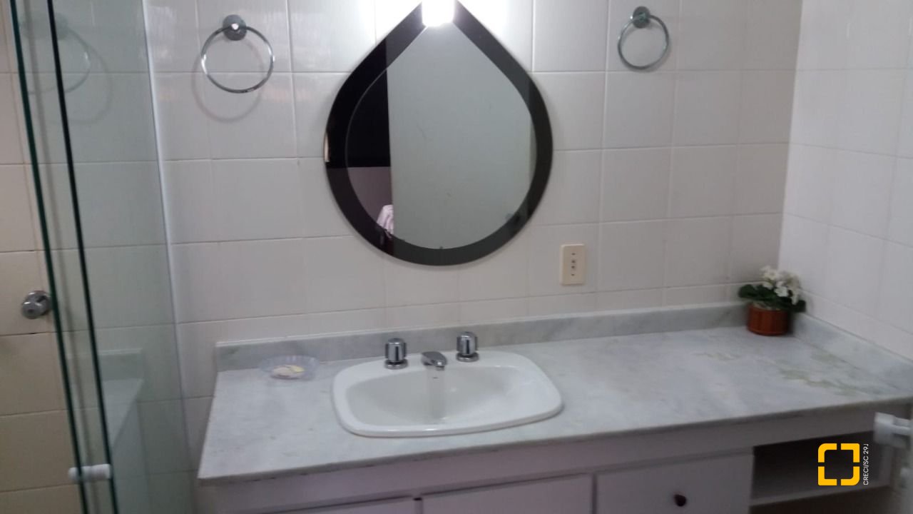 Apartamento com 118m², 4 quartos (sendo 1 suíte), 1 garagem, no bairro Ingleses em Florianópolis