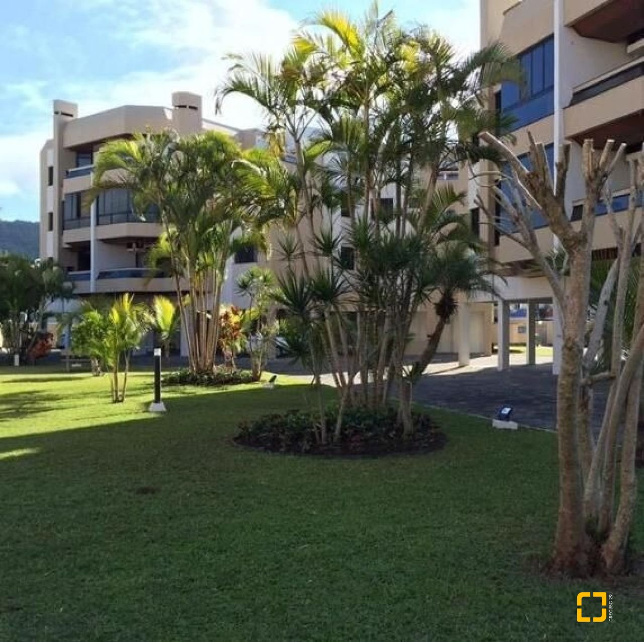 Apartamento com 118m², 4 quartos (sendo 1 suíte), 1 garagem, no bairro Ingleses em Florianópolis