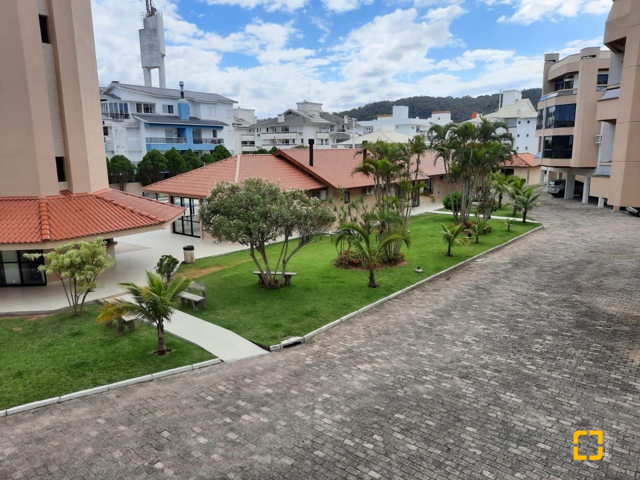Apartamento com 118m², 4 quartos (sendo 1 suíte), 1 garagem, no bairro Ingleses em Florianópolis