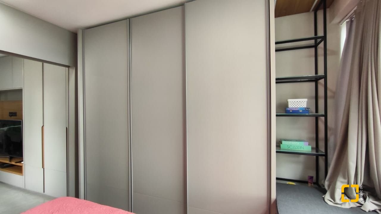 Studio com 47m², 1 quarto, 1 garagem, no bairro Centro em Florianópolis