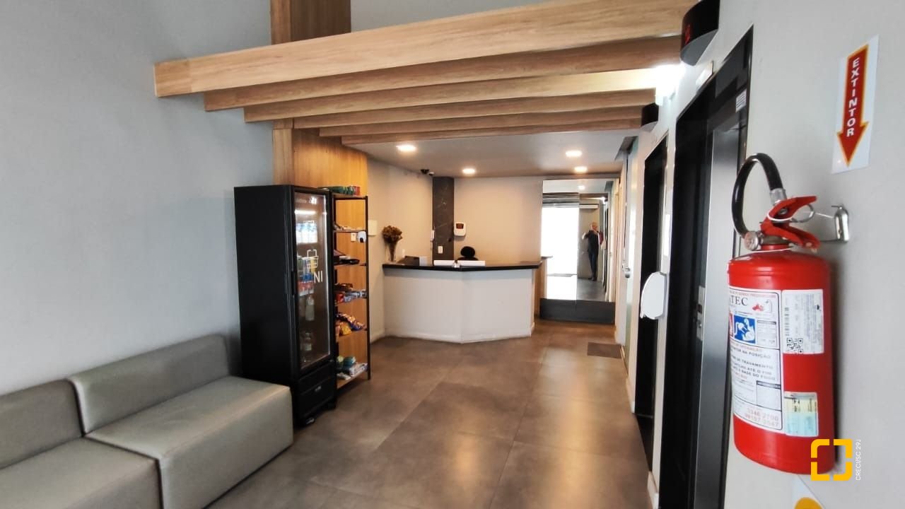 Studio com 47m², 1 quarto, 1 garagem, no bairro Centro em Florianópolis