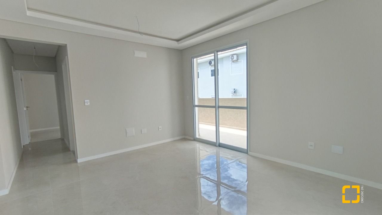 Apartamento com 116m², 3 quartos (sendo 1 suíte), 2 garagens, no bairro Ingleses em Florianópolis