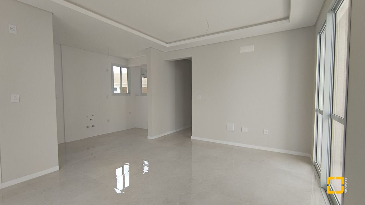 Apartamento com 116m², 3 quartos (sendo 1 suíte), 2 garagens, no bairro Ingleses em Florianópolis