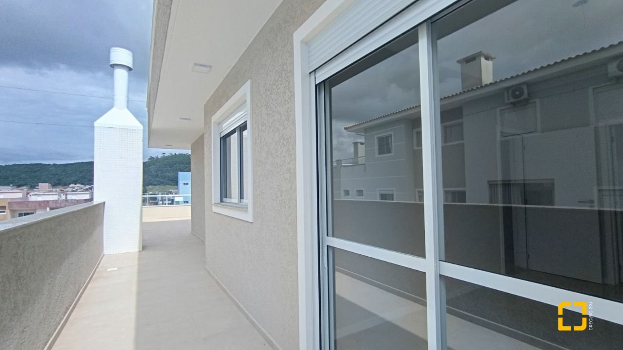Apartamento com 116m², 3 quartos (sendo 1 suíte), 2 garagens, no bairro Ingleses em Florianópolis