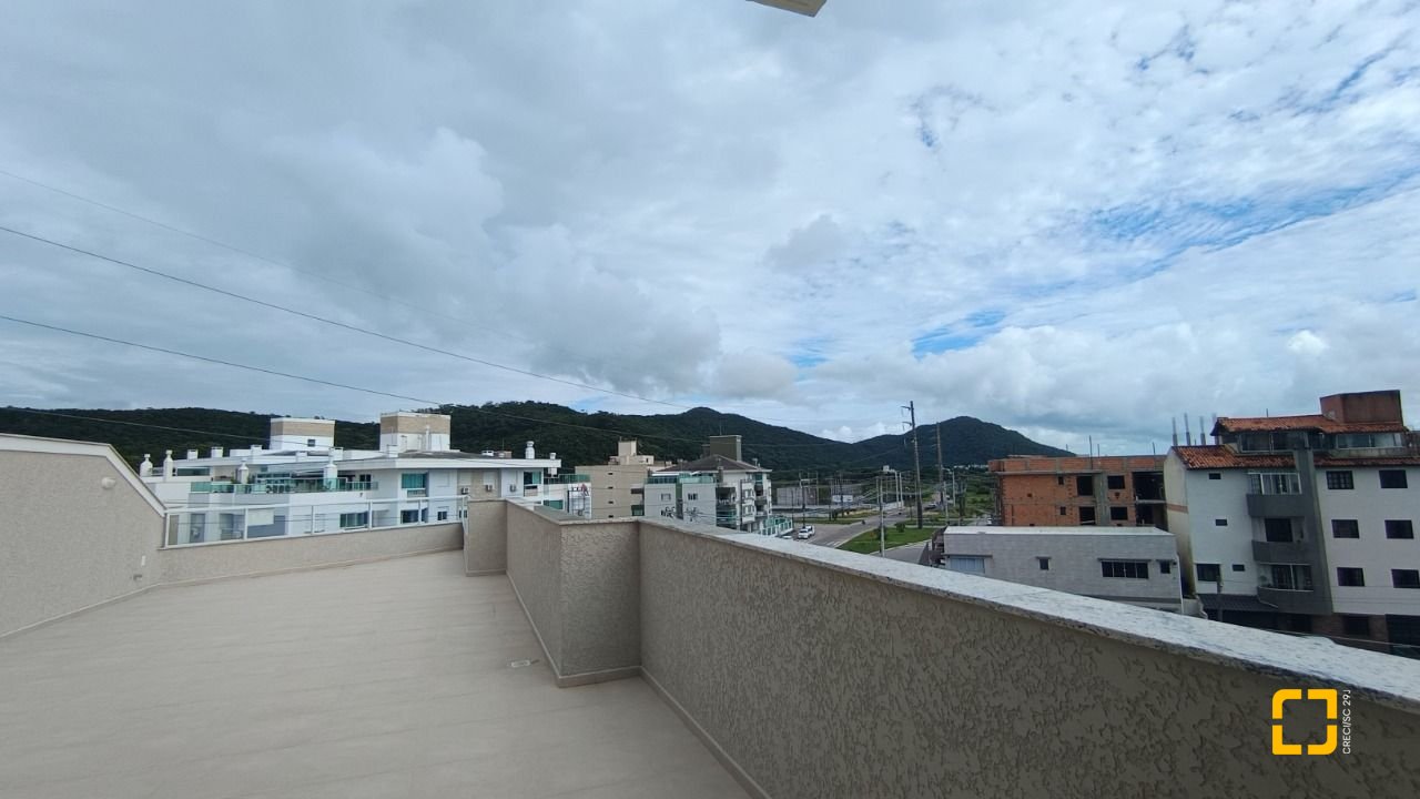 Cobertura com 164m², 4 quartos (sendo 1 suíte), 2 garagens, no bairro Ingleses em Florianópolis