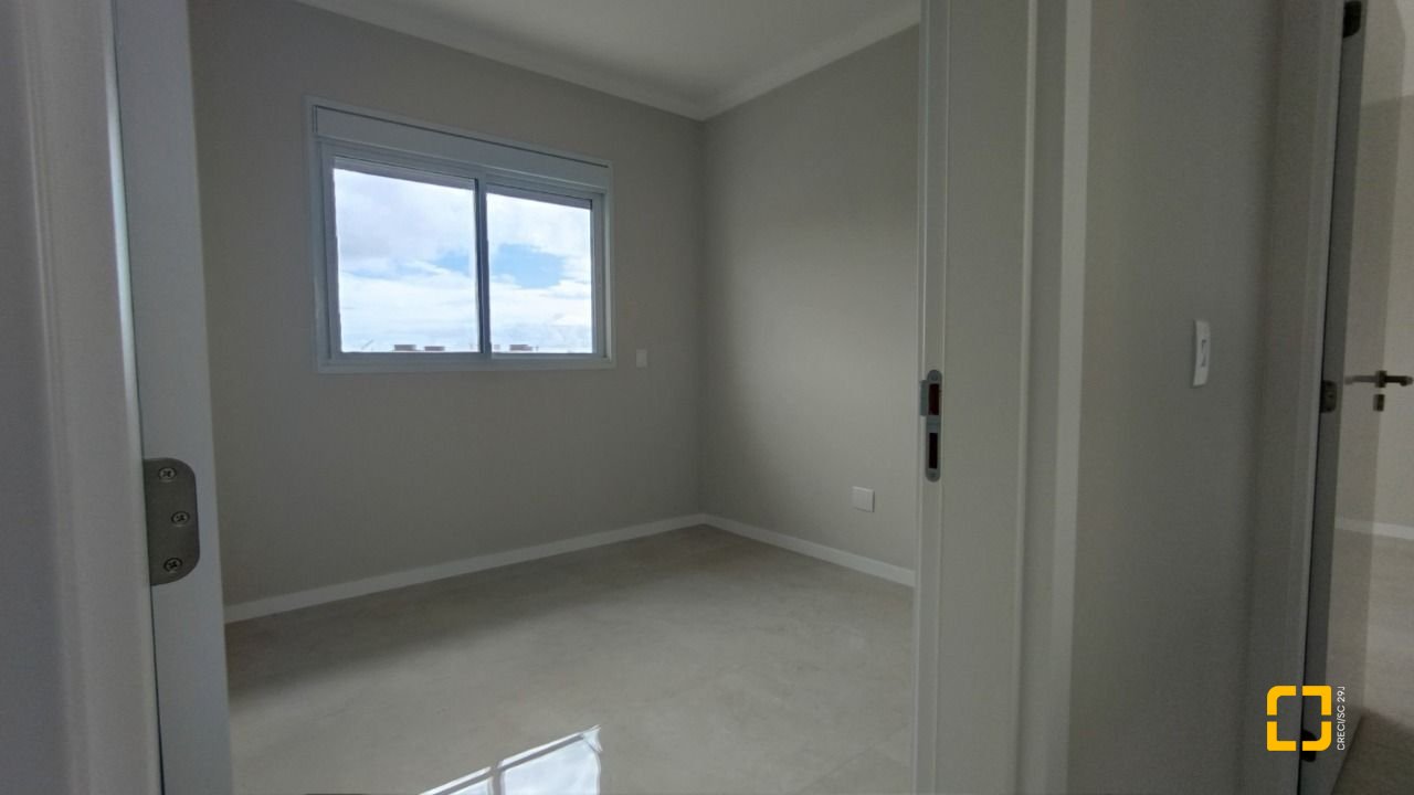 Cobertura com 164m², 4 quartos (sendo 1 suíte), 2 garagens, no bairro Ingleses em Florianópolis