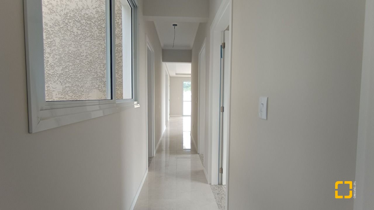Cobertura com 164m², 4 quartos (sendo 1 suíte), 2 garagens, no bairro Ingleses em Florianópolis