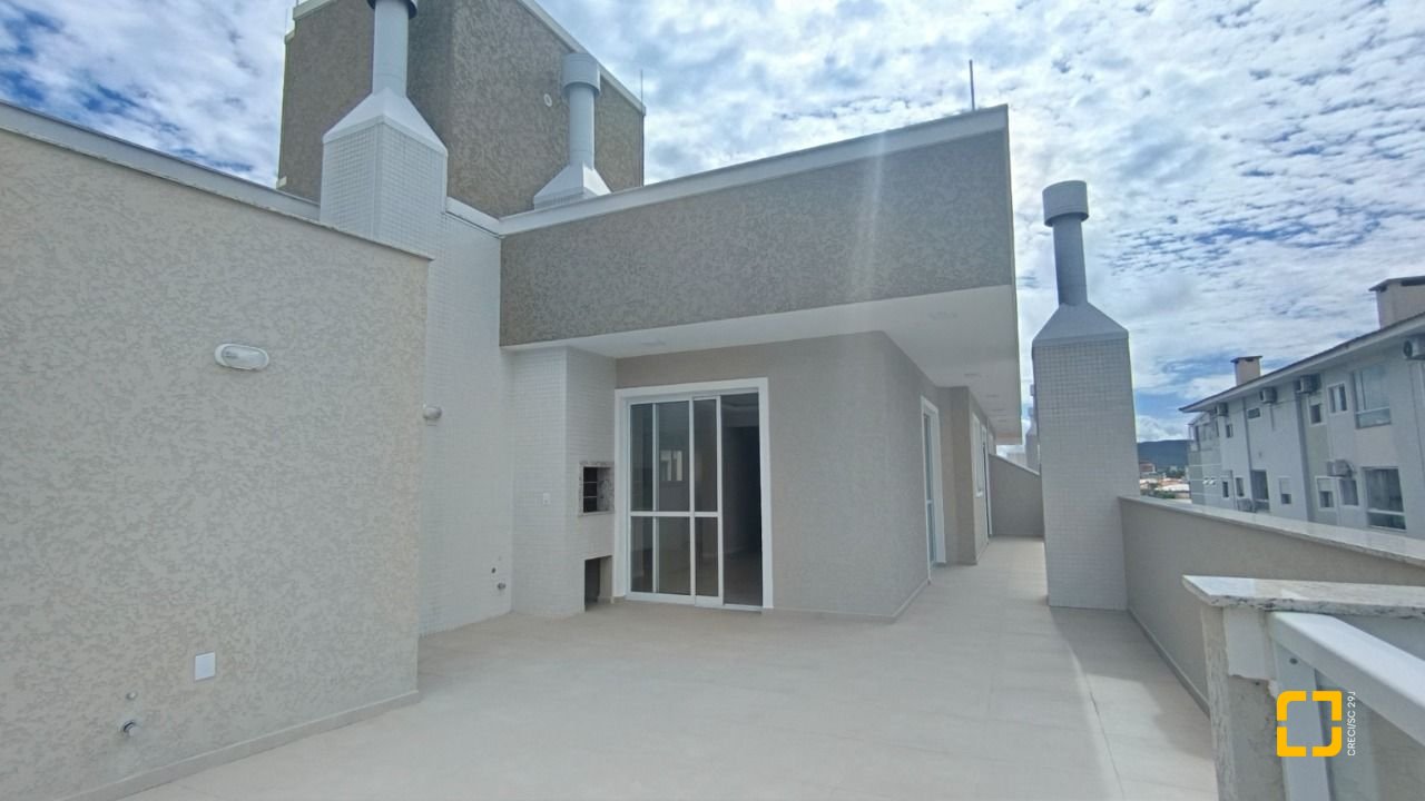 Cobertura com 164m², 4 quartos (sendo 1 suíte), 2 garagens, no bairro Ingleses em Florianópolis
