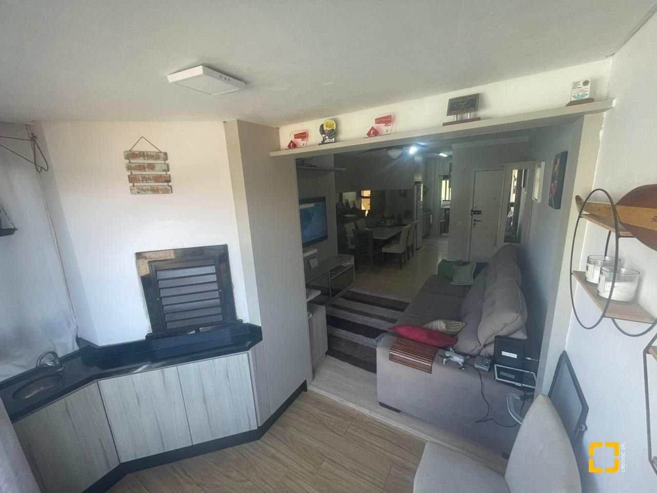 Apartamento com 76m², 4 quartos (sendo 1 suíte), 2 garagens, no bairro Praia Brava em Florianópolis