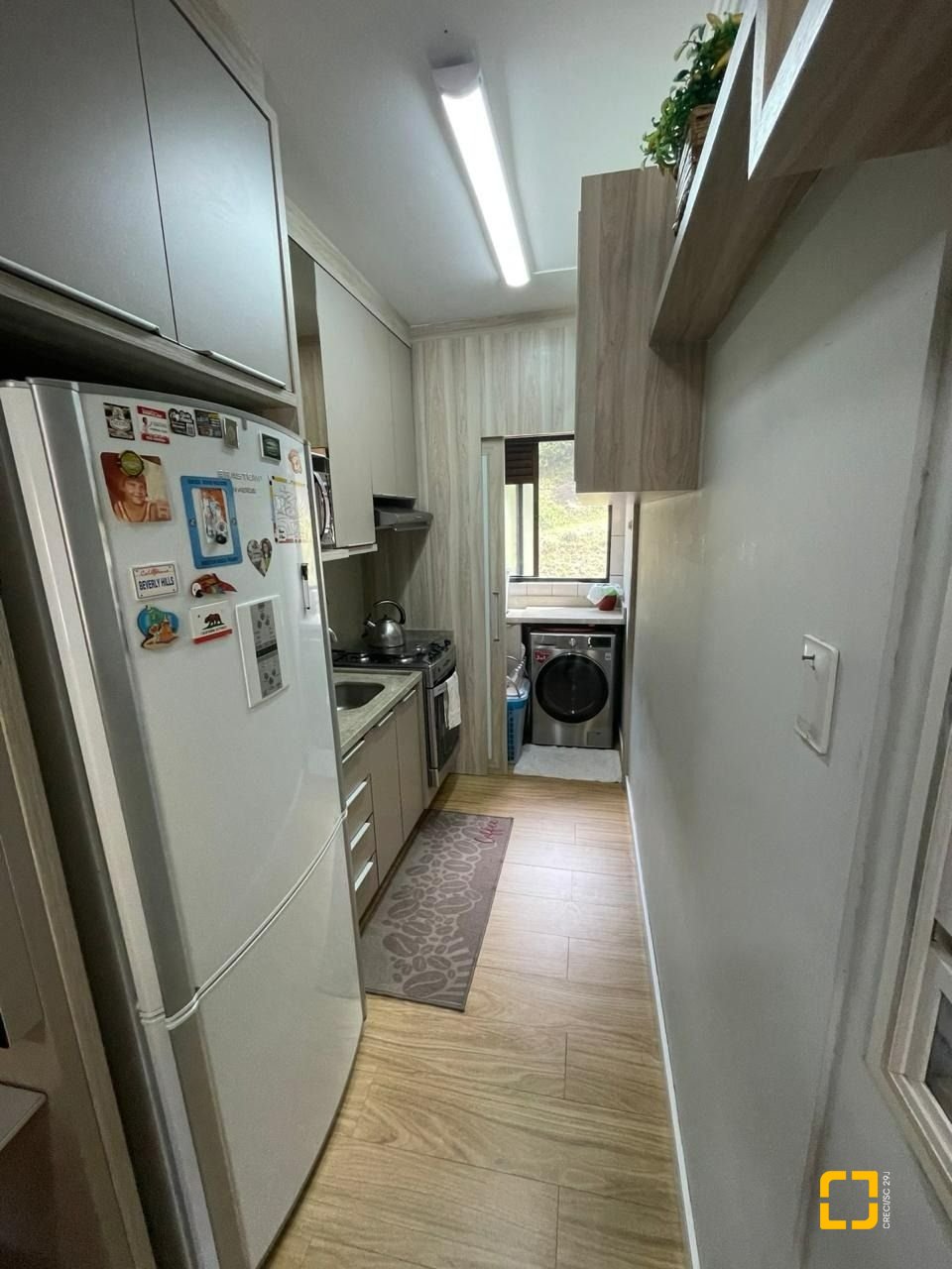 Apartamento com 76m², 4 quartos (sendo 1 suíte), 2 garagens, no bairro Praia Brava em Florianópolis
