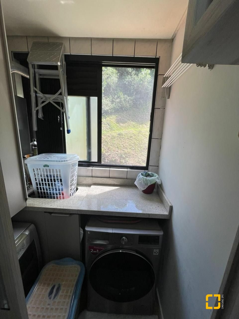 Apartamento com 76m², 4 quartos (sendo 1 suíte), 2 garagens, no bairro Praia Brava em Florianópolis