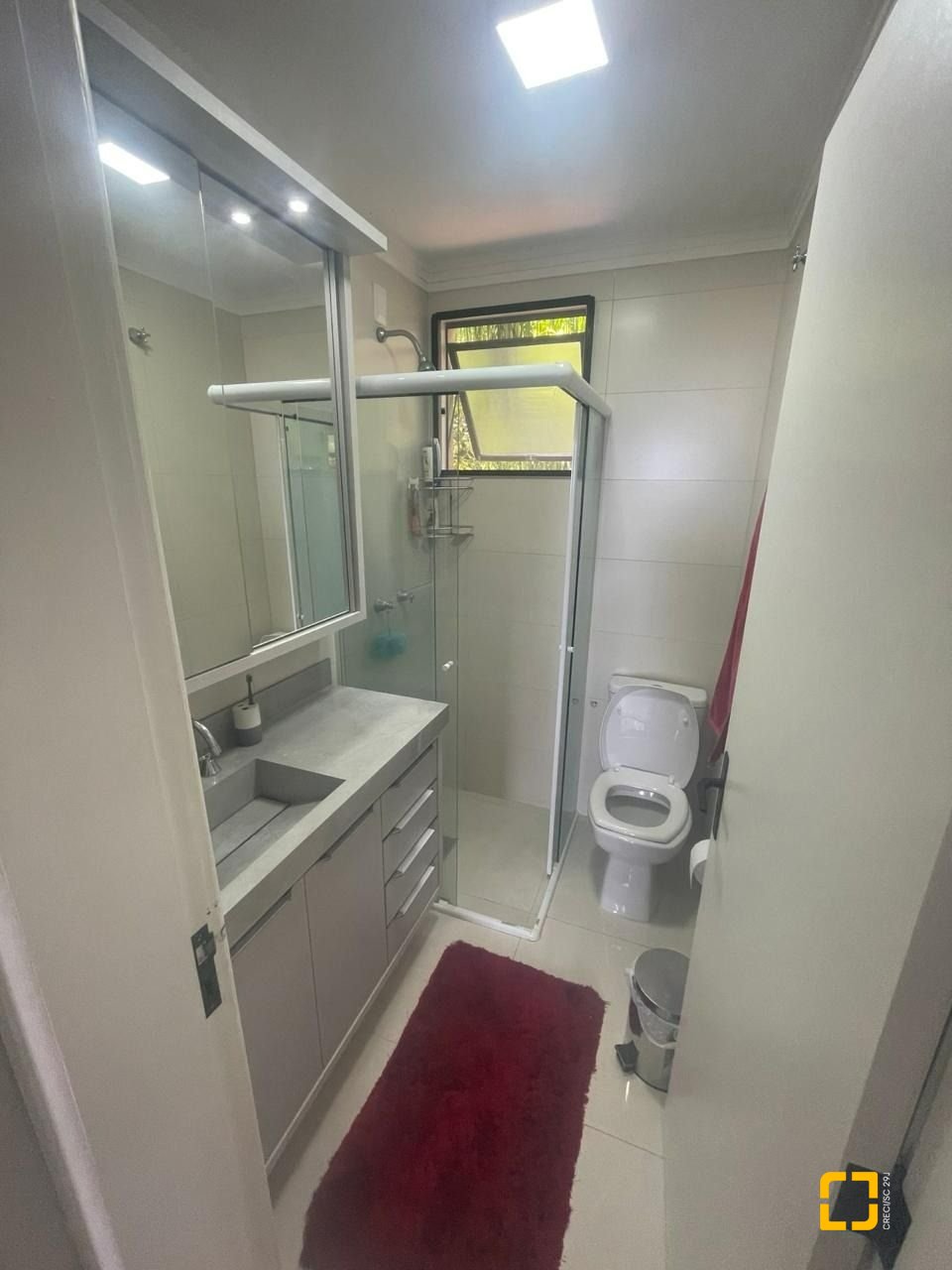 Apartamento com 76m², 4 quartos (sendo 1 suíte), 2 garagens, no bairro Praia Brava em Florianópolis