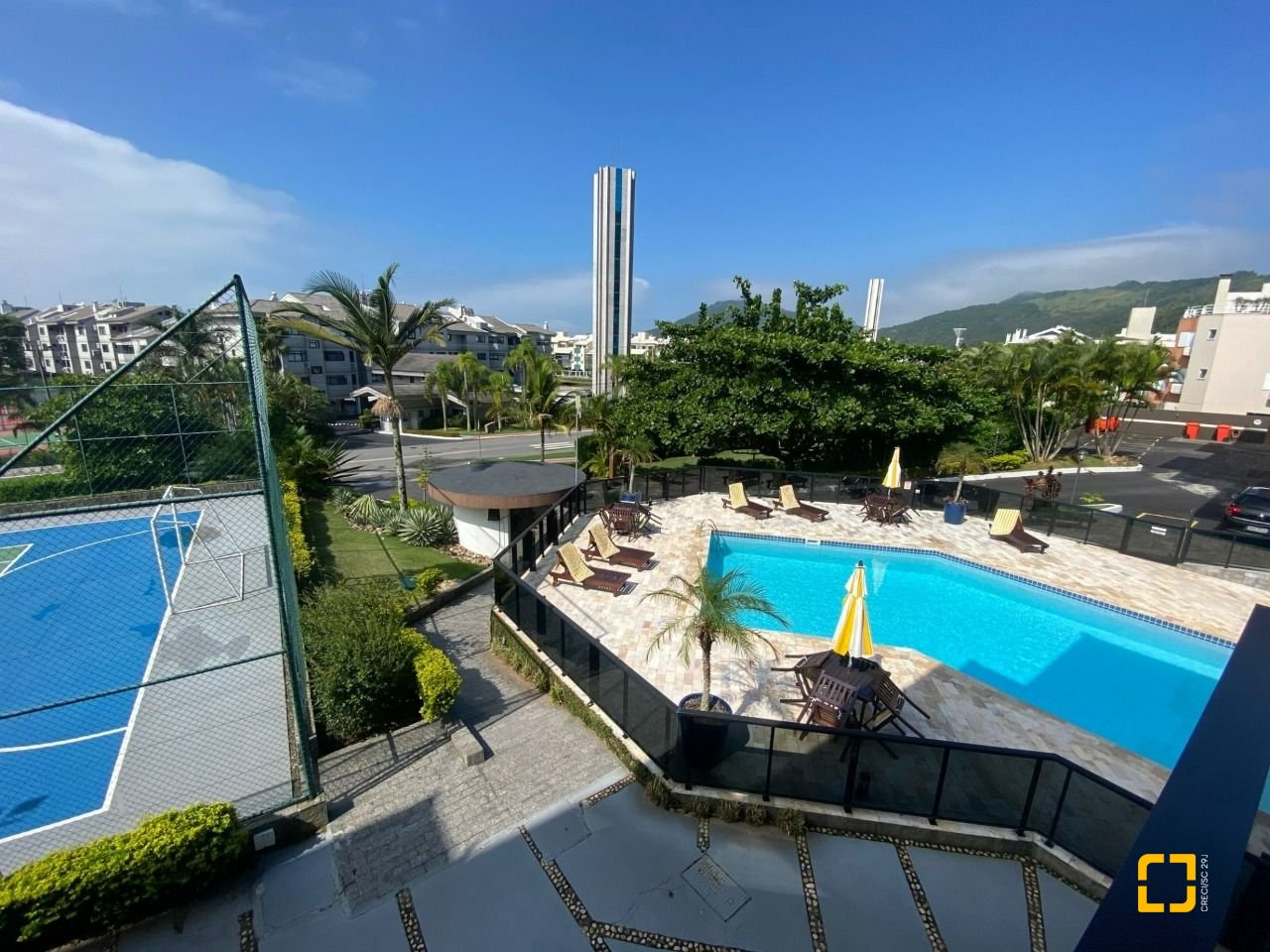Apartamento com 76m², 4 quartos (sendo 1 suíte), 2 garagens, no bairro Praia Brava em Florianópolis