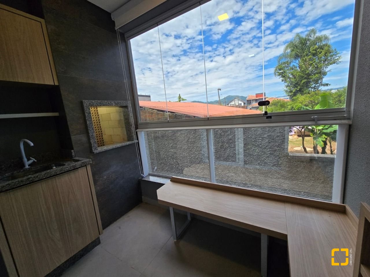 Apartamento com 35m², 1 quarto, 1 garagem, no bairro Campeche em Florianópolis