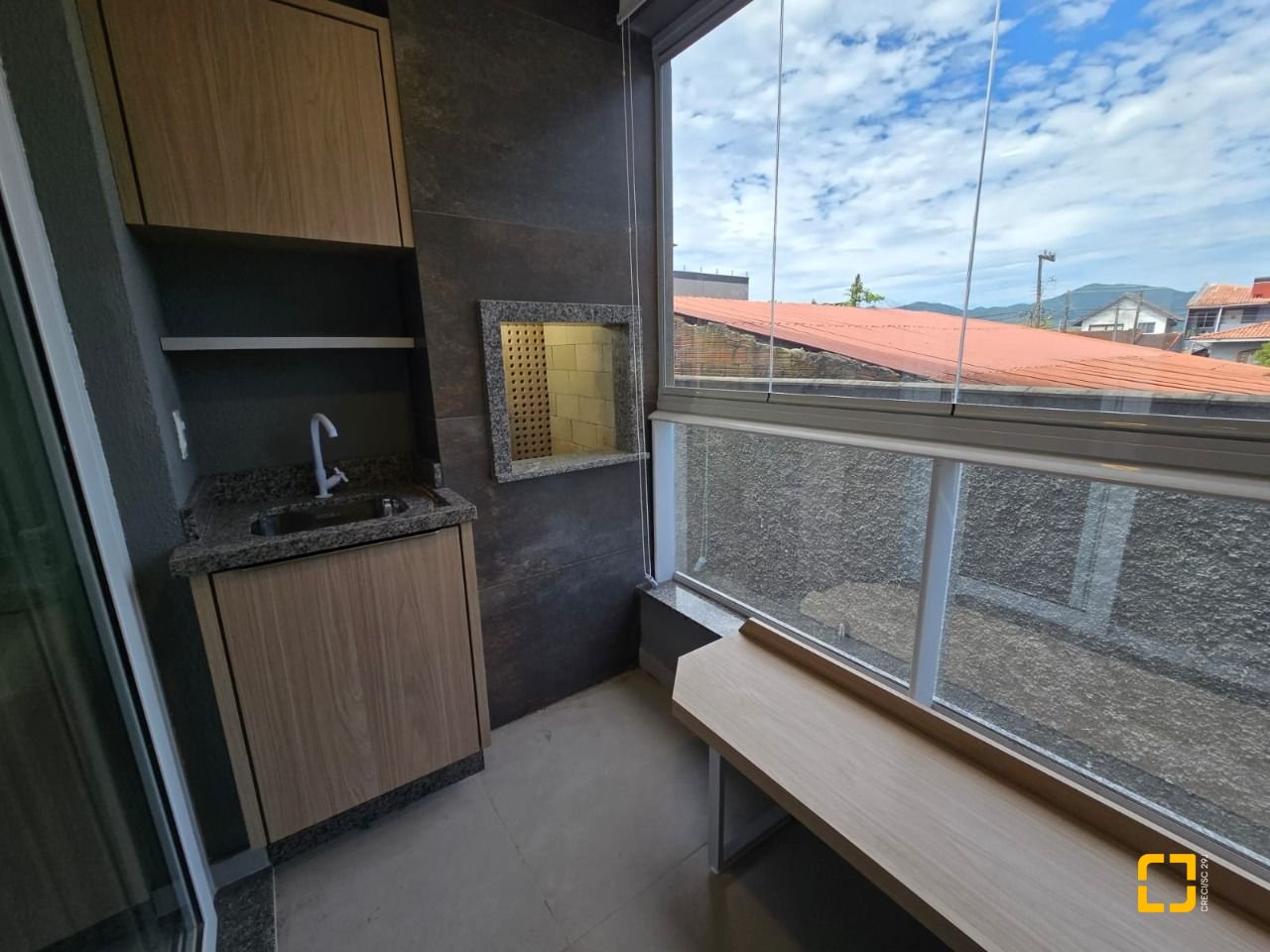 Apartamento com 35m², 1 quarto, 1 garagem, no bairro Campeche em Florianópolis