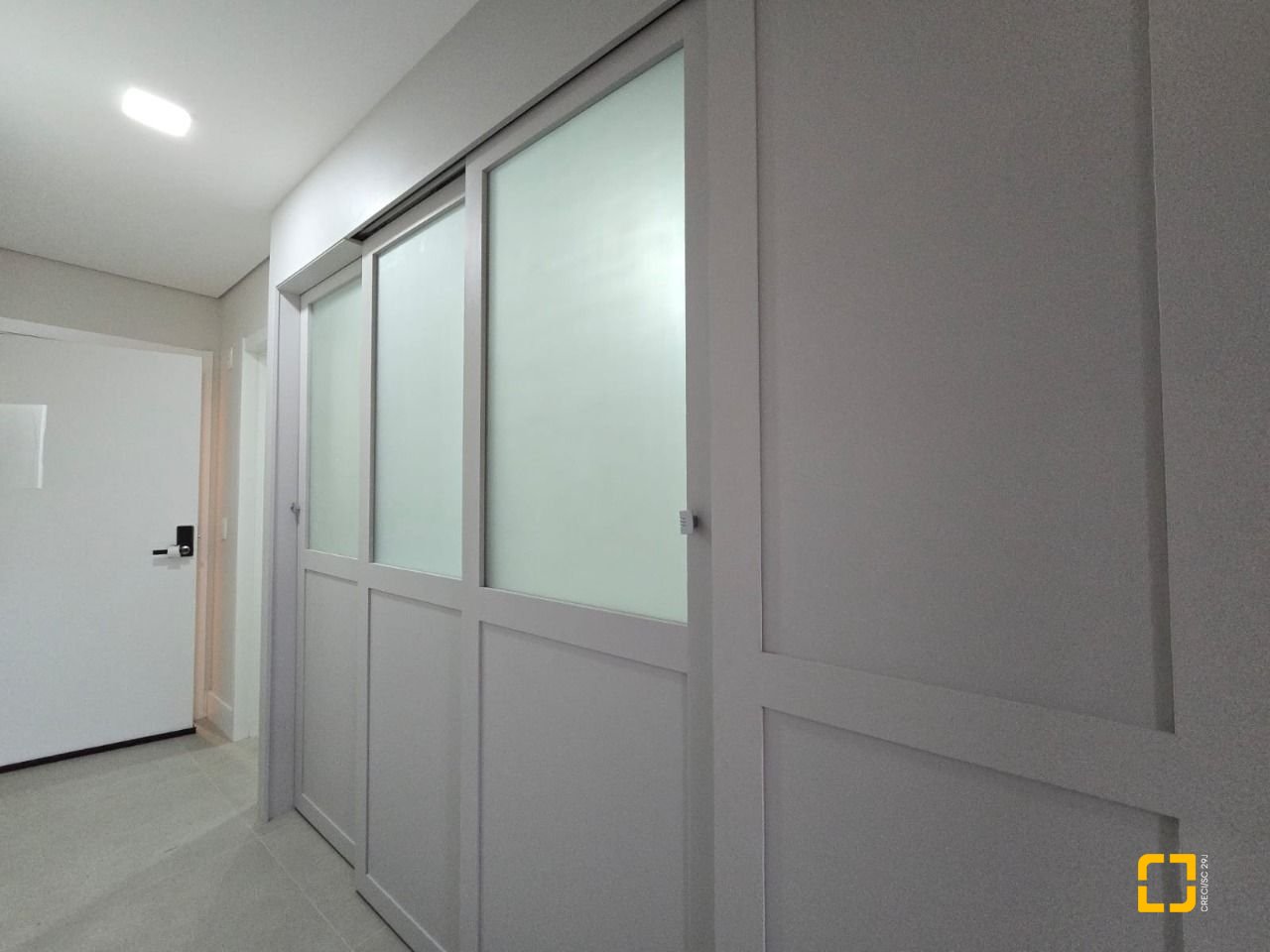 Apartamento com 35m², 1 quarto, 1 garagem, no bairro Campeche em Florianópolis
