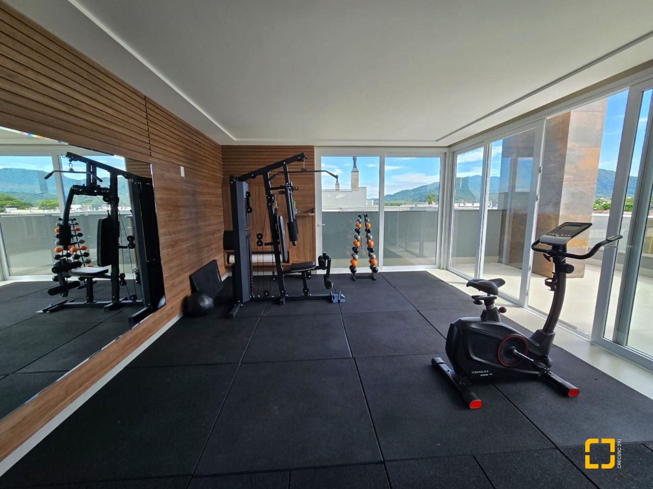 Apartamento com 35m², 1 quarto, 1 garagem, no bairro Campeche em Florianópolis