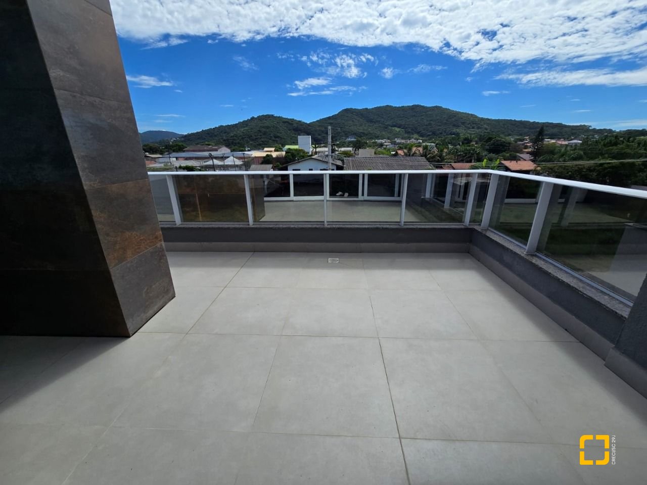 Apartamento com 35m², 1 quarto, 1 garagem, no bairro Campeche em Florianópolis